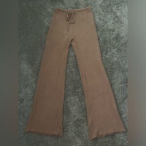 Tan/Brown Billabong pants size Small